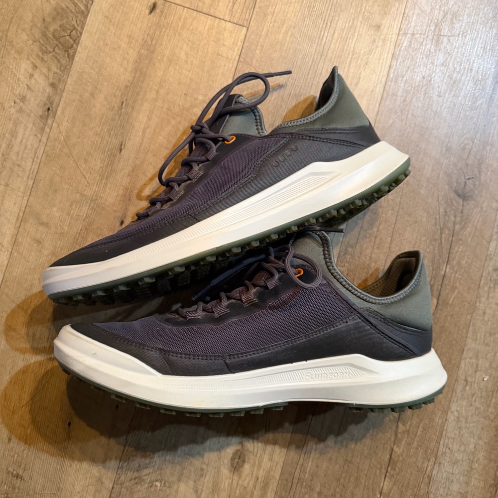 ECCO Men's Core Mesh Golf Shoes | Magnet/Frosty Green - Picture 5 of 10
